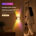 16-farget RGB-LED-nattlampe med fargeovergang og bevegelsessensor - lysprojeksjon opp/ned