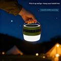 3-i-1 solcelledrevet campingvifte med lys og 3000mAh powerbank - militærgrønn
