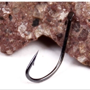 72 stk. Fluefiske lokkesett med eske - håndlagde kroker for fiske