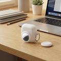 AirPods 5/4/AirTag 2-i-1-silikonetui med karabinkrok – hvit