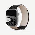 Apple Watch (42/44/SE/45/46/49mm) MOFT Snap Duo-rem - hvit / svart