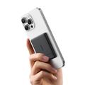 Baseus PicoGo AM31 MagSafe-powerbank 5000mAh med stativ - svart