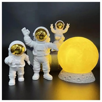 Dekorativt Astronaut Figurer med Månen Lampe - Gull / Gul
