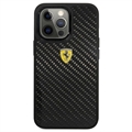 Ferrari On Track Real Carbon iPhone 13 Pro Max Deksel (Åpen Emballasje - Utmerket) - Svart