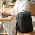 Mark Ryden MR9100 31L forretningsryggsekk - TSA-lås, USB-lading, RFID-beskyttelse - svart