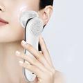 Maxgroom D849 9-i-1 ansiktsmassasjeapparat med varme-/kuldebehandling - hvit