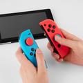 Nintendo Switch Controller silikonetui med tommelhåndtak - rød / blå