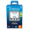 Panasonic Eneloop BQ-CC17 Smart batterilader med 4x AA oppladbare batterier 2000mAh
