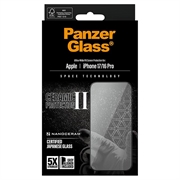 iPhone 17/16 Pro PanzerGlass Ceramic II Protection Ultra-Wide Fit EasyAligner Beskyttelsesglass - 9H - svart kant