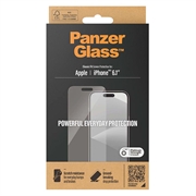 iPhone 15 Pro PanzerGlass Classic Fit Skjermbeskytter