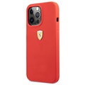 Scuderia Ferrari On Track iPhone 13 Pro Max Silikondeksel - Rød