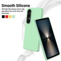 Sony Xperia 1 VII Flytende silikon-deksel med håndstropp - grønn