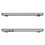 MacBook Air 13" 2026/2025/2024/2022 Spigen Thin Fit-etui - Krystallklart