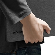 MacBook Neo 13" (2026) Spigen Urban Fit-deksel