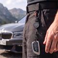 Tech-Protect ATH04 UrbanLoop tyverisikker telefonholder med uttrekkbar stålkabel – svart