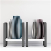 Oppreist tallerken- og skålholder i metall - størrelse L