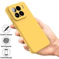 Xiaomi 15 Flytende silikon-deksel med håndstropp - gul