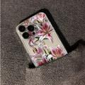 iPhone 15 Pro Max TPU-deksel med blomstermønster - Rosa lilje