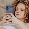 iPhone 17 Børstet TPU-deksel - karbonfiber - blå