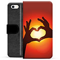 iPhone 5/5S/SE Premium Lommebok-deksel - Hjertesilhuett