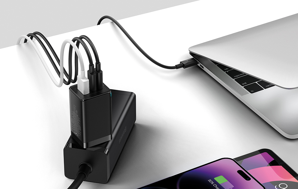 Baseus GaN5 Pro 65W vegglader - 2xUSB-C, USB-A - Svart