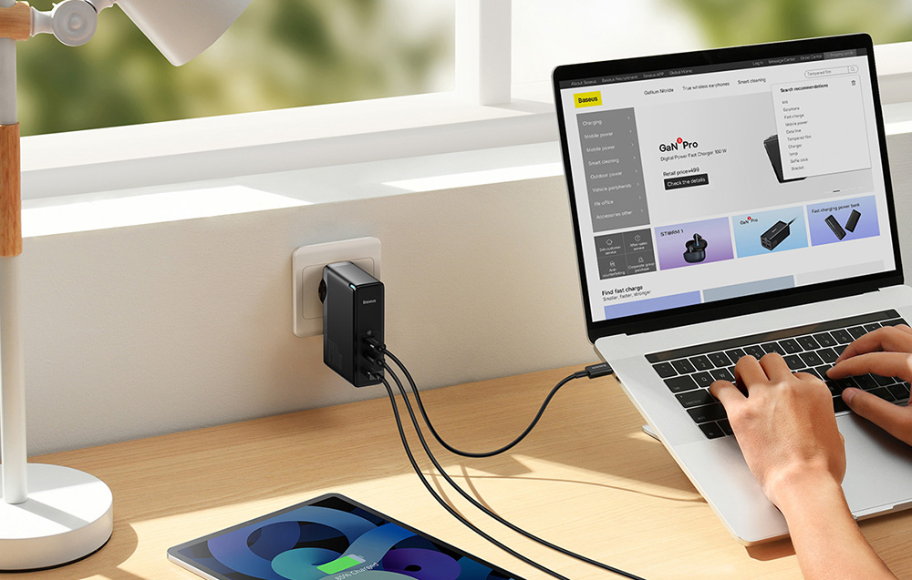 Baseus GaN5 Pro 140W vegglader med USB-C ladekabel - 2xUSB-C, USB-A - Svart