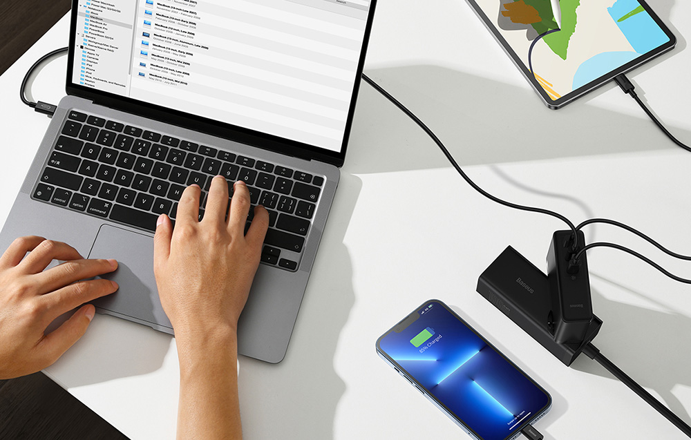 Baseus GaN5 Pro 140W vegglader med USB-C ladekabel - 2xUSB-C, USB-A - Svart